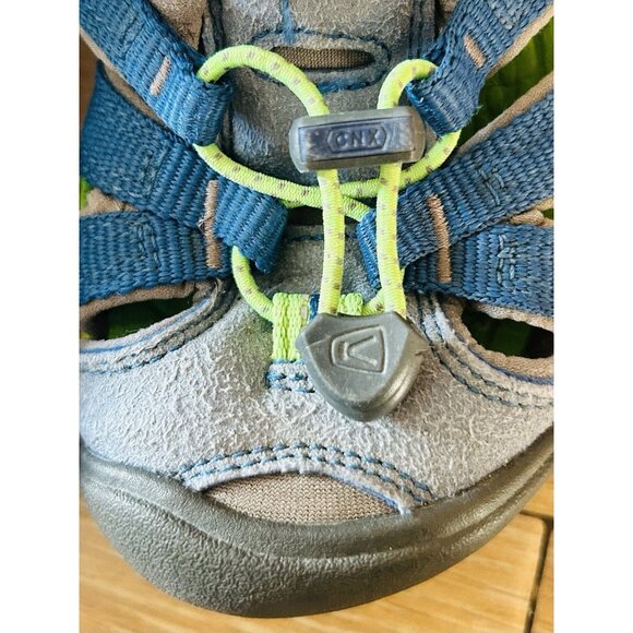 KEEN Shoes Boys Size 12 Blue Green Gray Adjustable Washable Closed Toe Sandals - Picture 10 of 11
